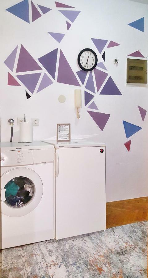 Cozy&Comfy Apartment In The Center Of Prishtina พริสตีนา ภายนอก รูปภาพ